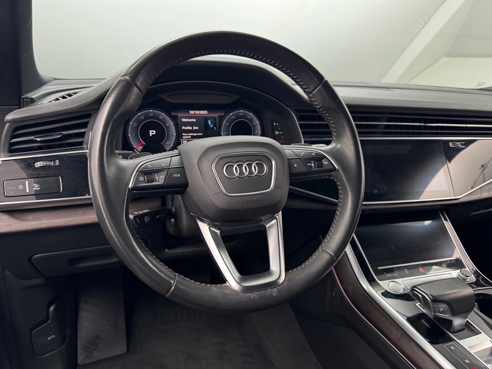Thumbnail: 2019 Audi Q8 - 4