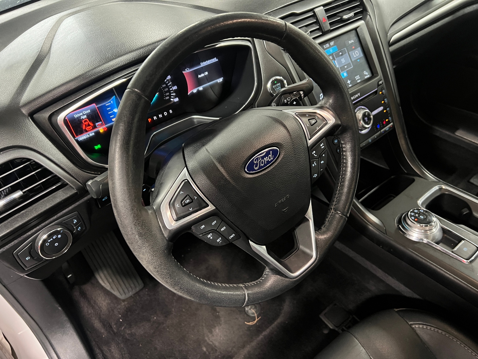 Thumbnail: 2017 Ford Fusion - 4
