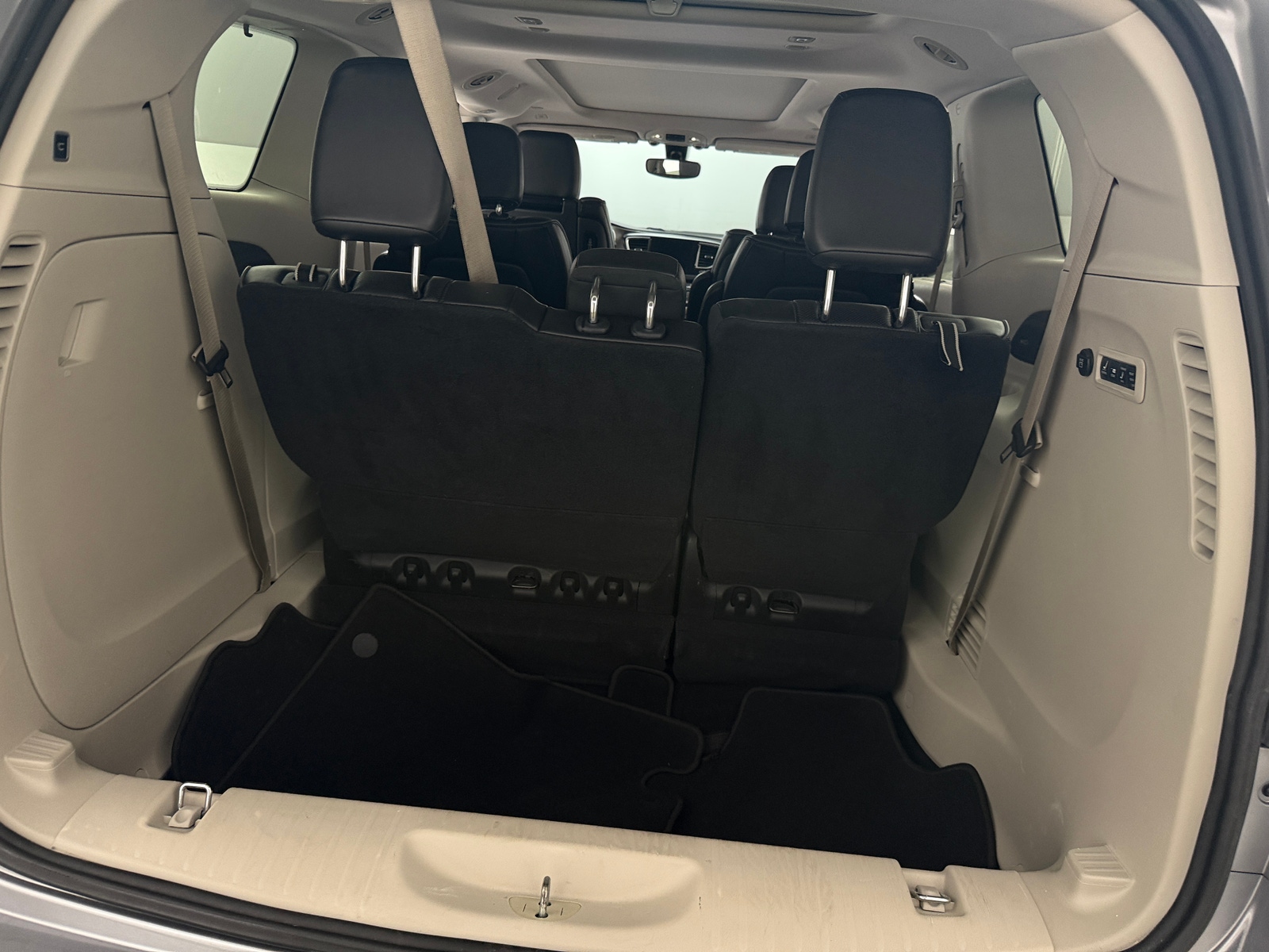 Thumbnail: 2018 Chrysler Pacifica - 6