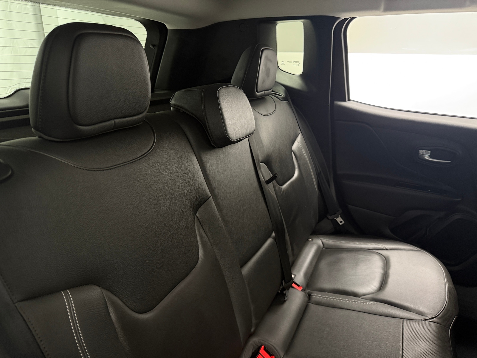 Thumbnail: 2021 Jeep Renegade - 5