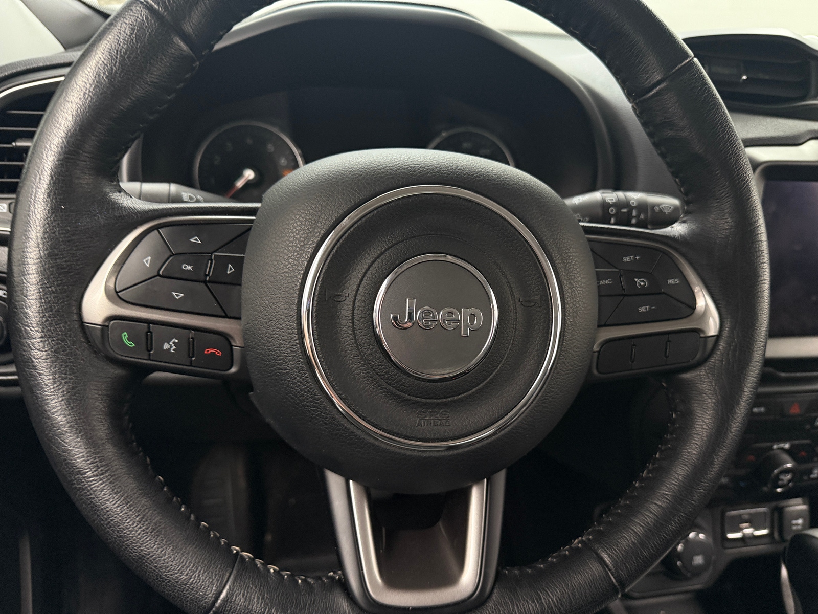 Thumbnail: 2021 Jeep Renegade - 4