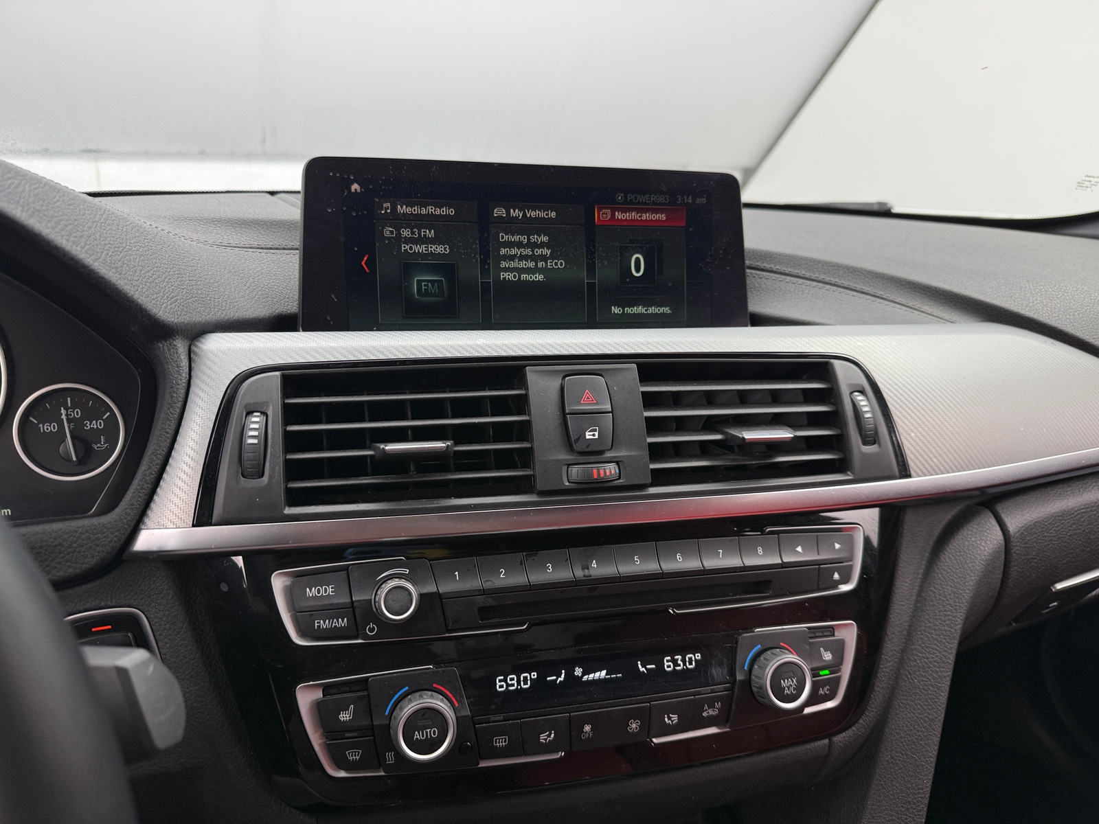 Thumbnail: 2018 BMW 3 Series - 3