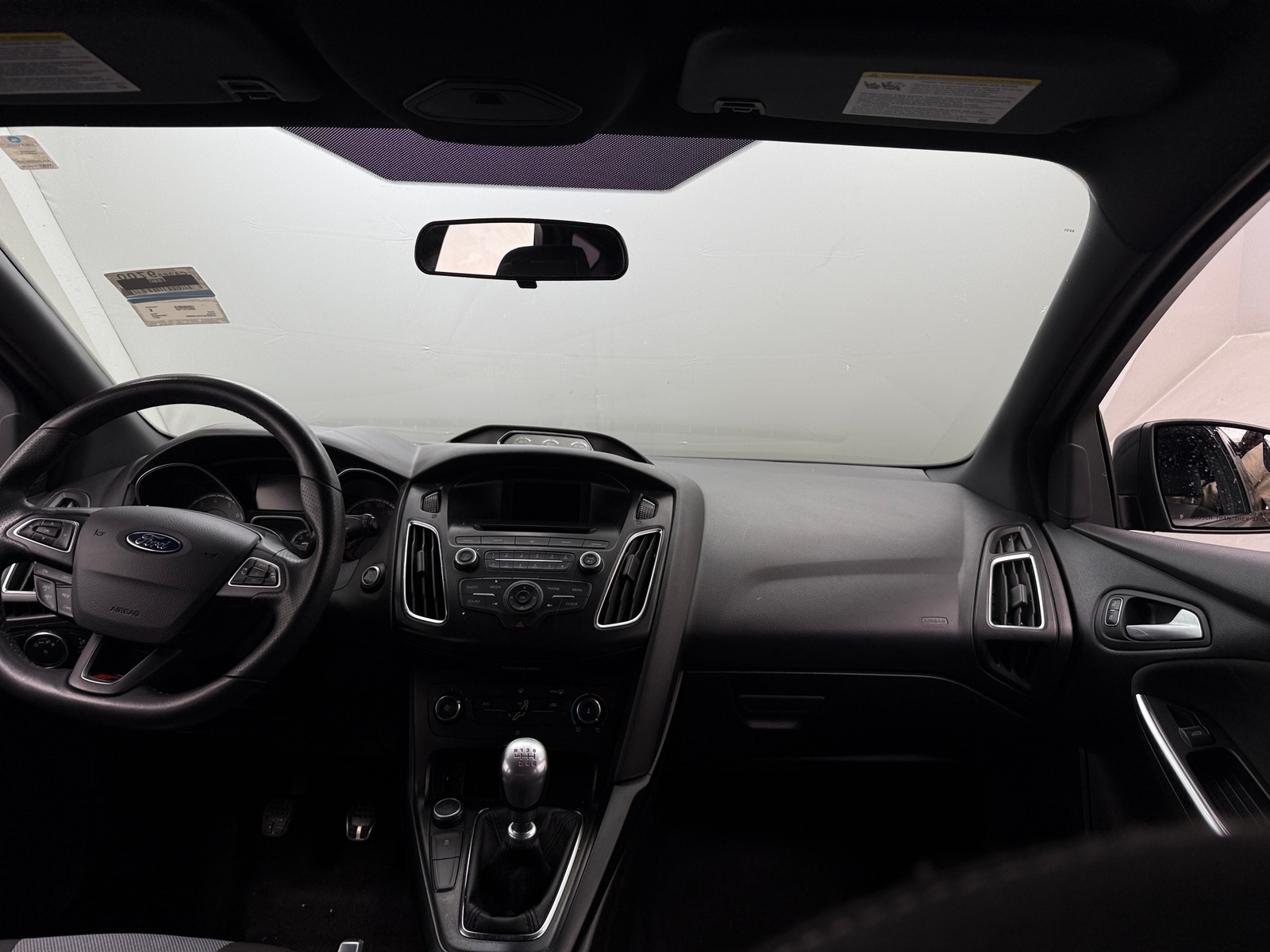 Thumbnail: 2017 Ford Focus - 3