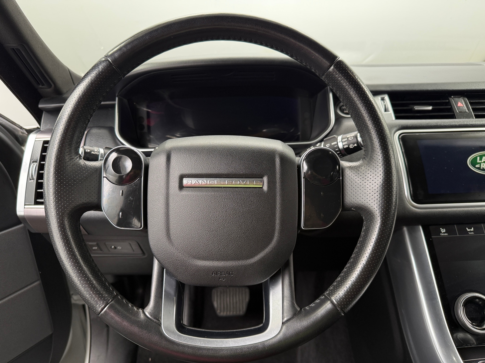 Thumbnail: 2019 Land Rover Range Rover Sport - 4