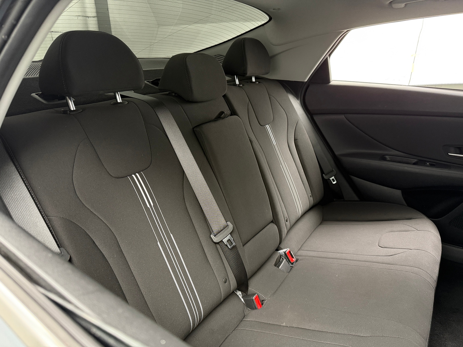Thumbnail: 2021 Hyundai Elantra - 6