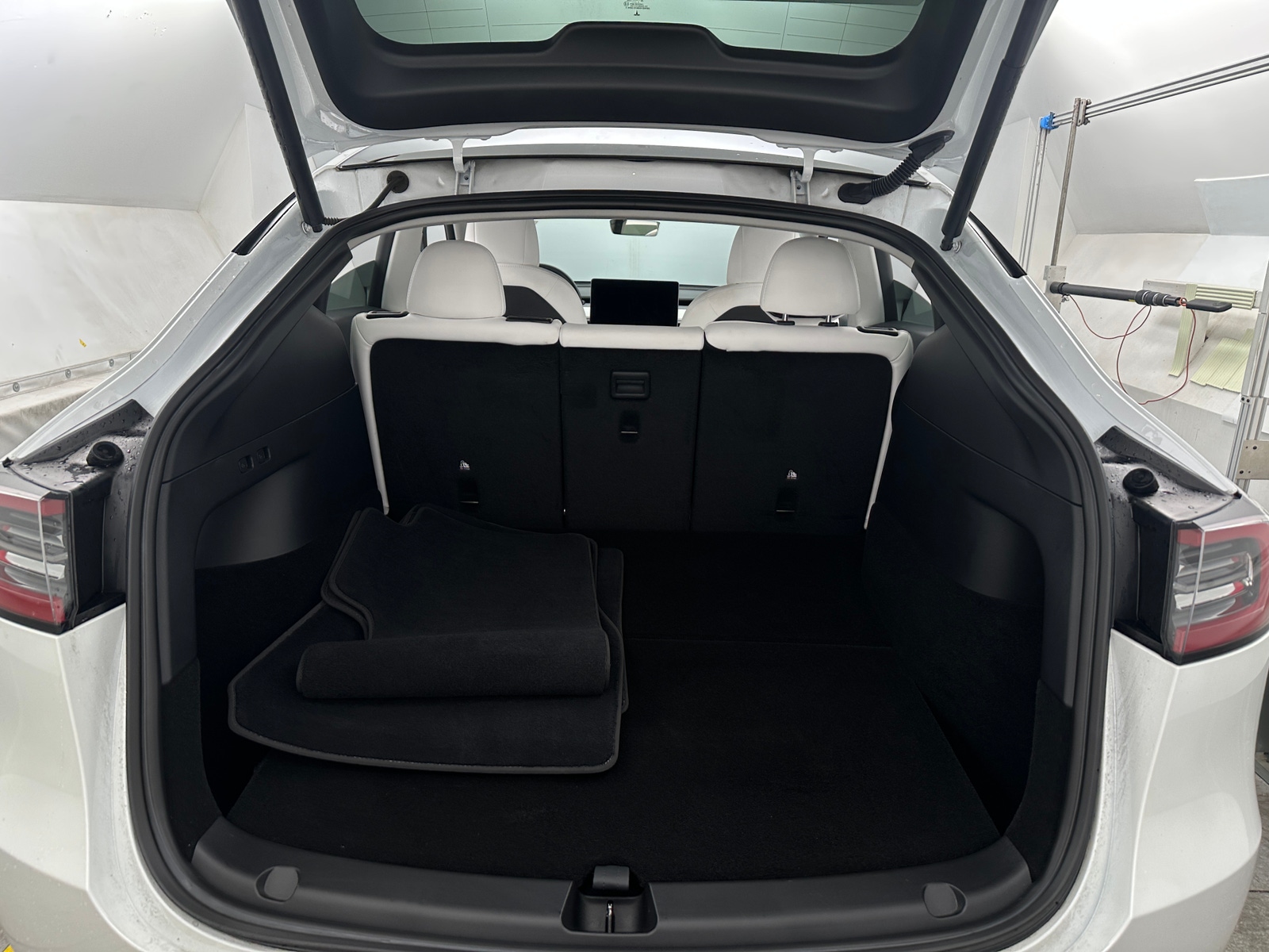Thumbnail: 2022 Tesla Model Y - 5