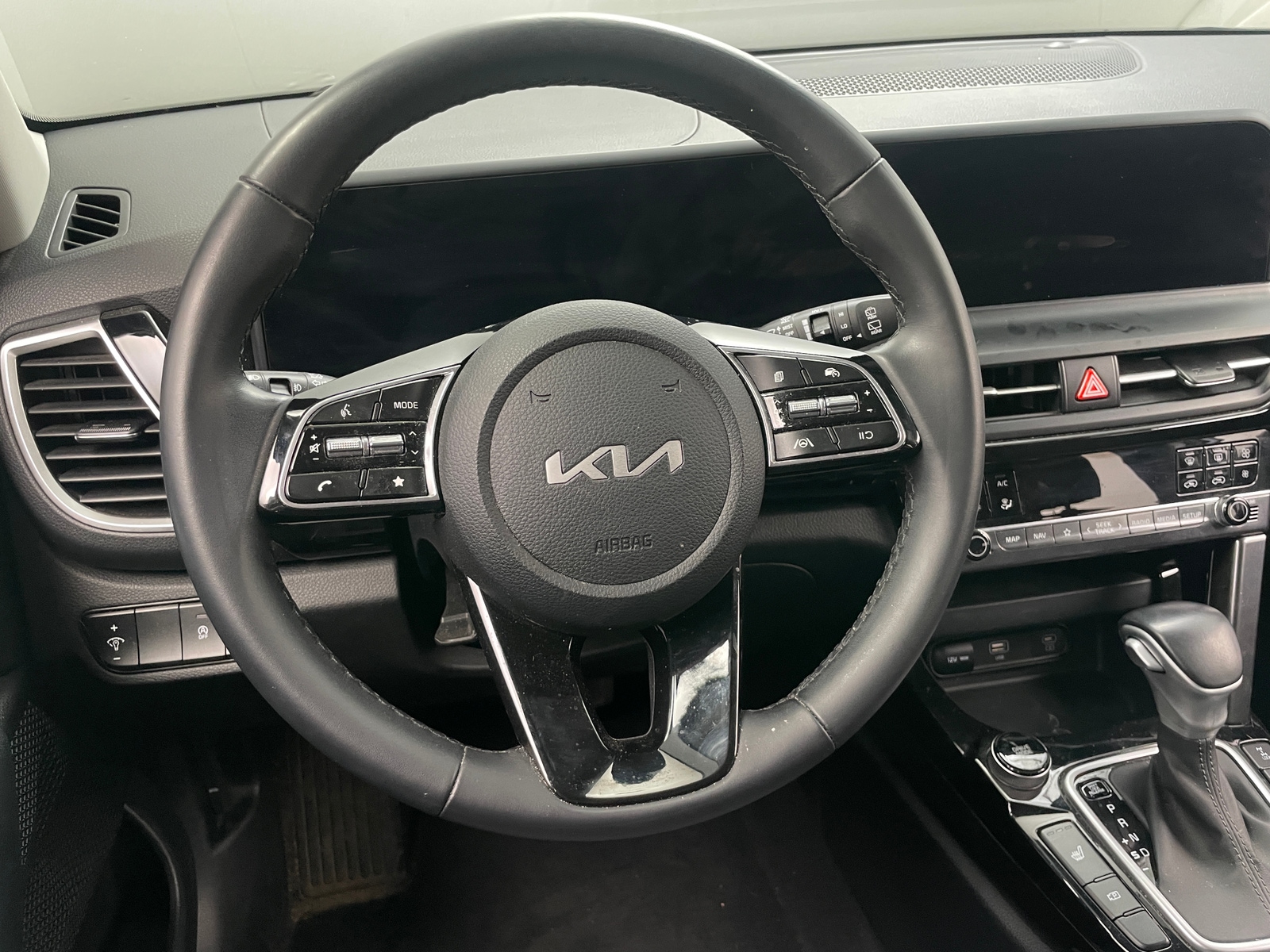 Thumbnail: 2024 Kia Seltos - 5