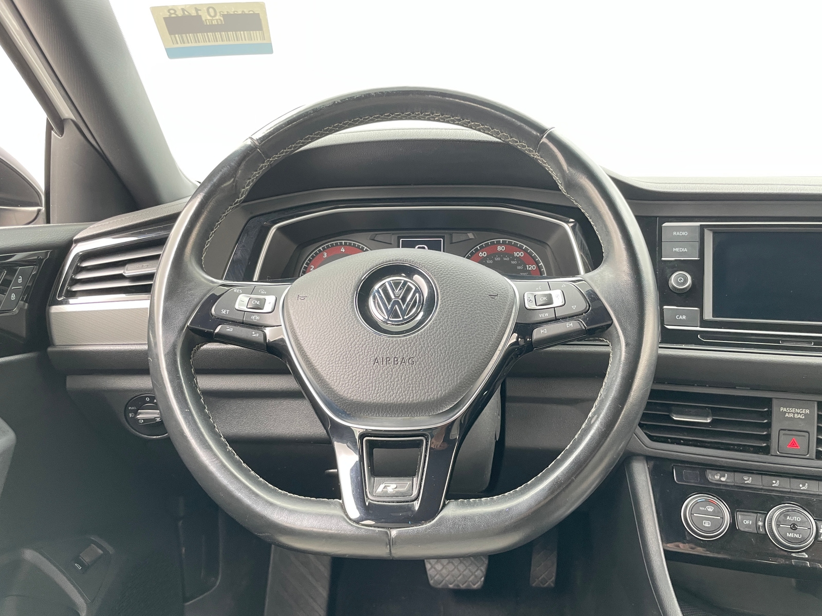 Thumbnail: 2019 Volkswagen Jetta - 4
