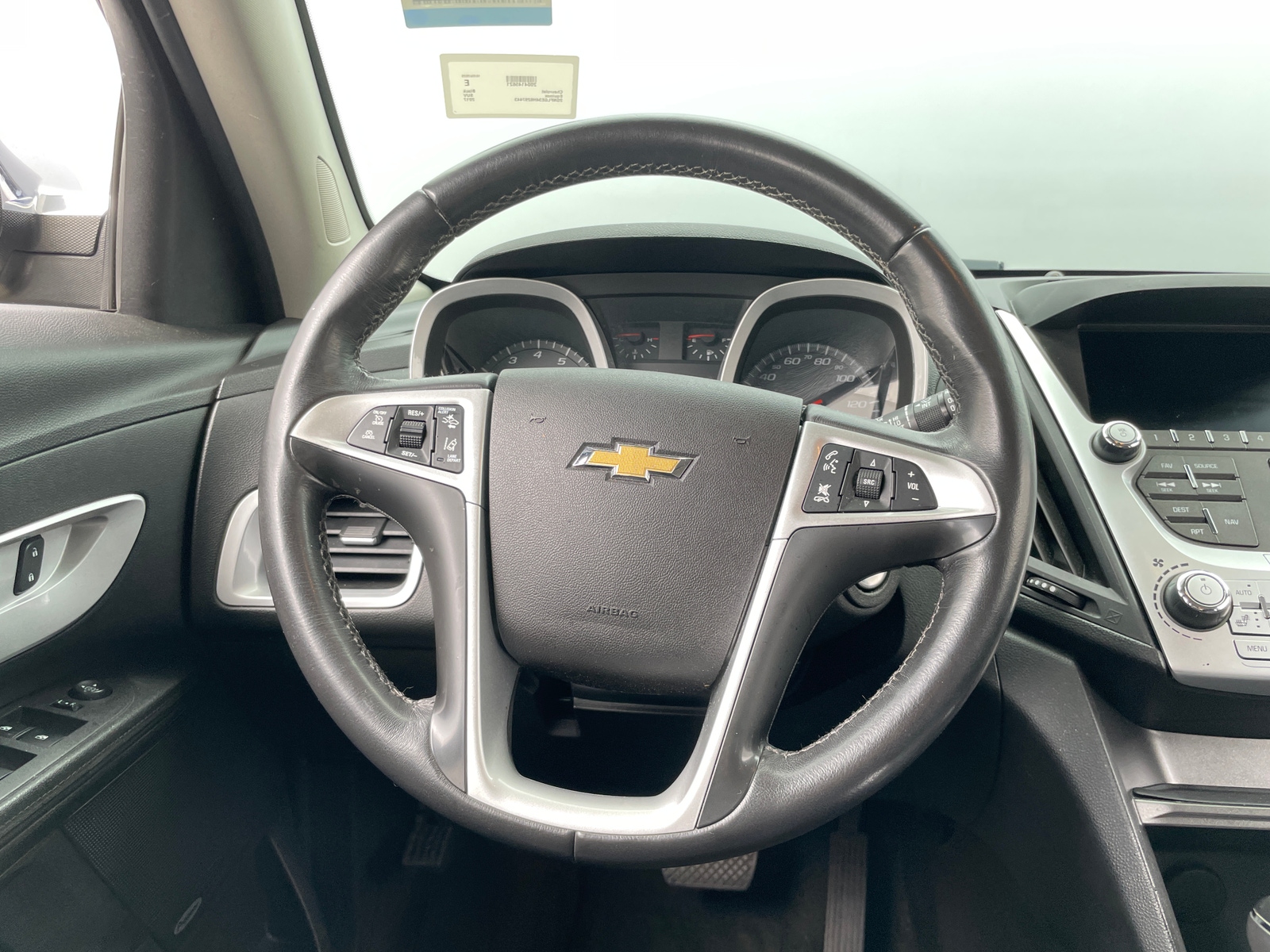 Thumbnail: 2017 Chevrolet Equinox - 4