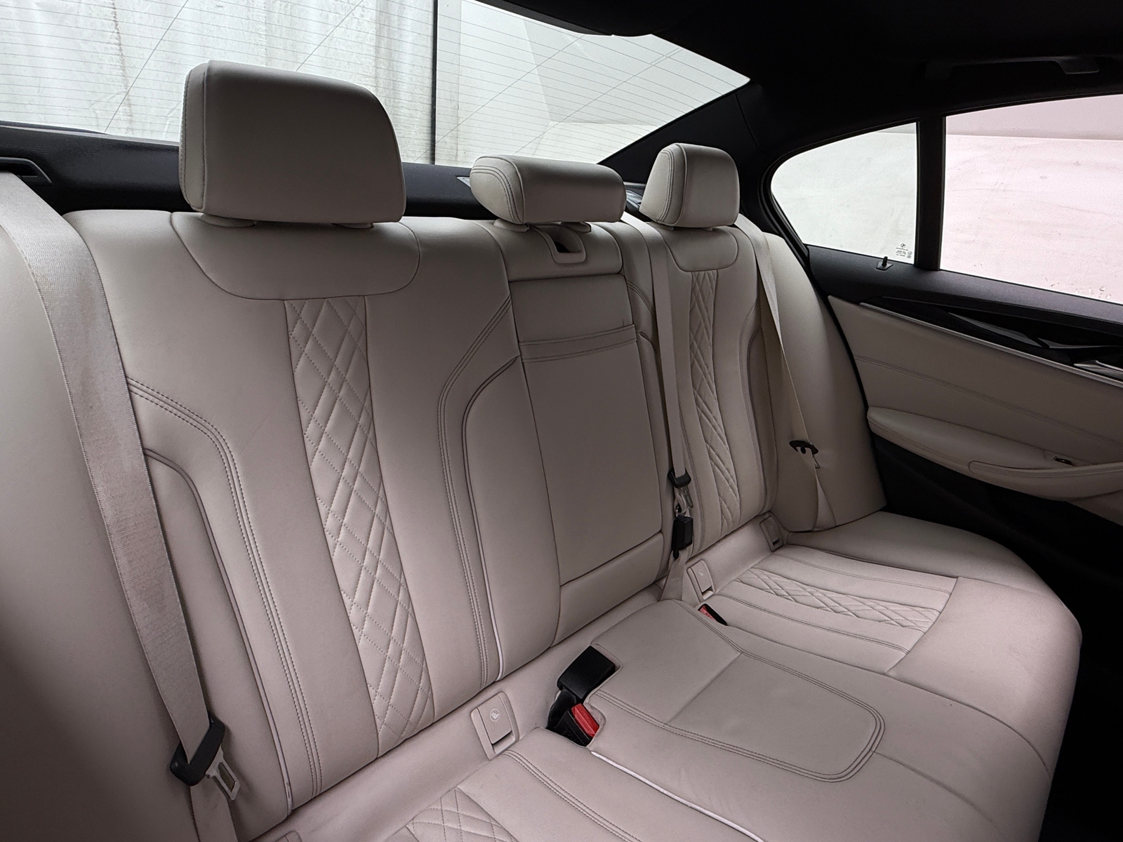 Thumbnail: 2017 BMW 5 Series - 5