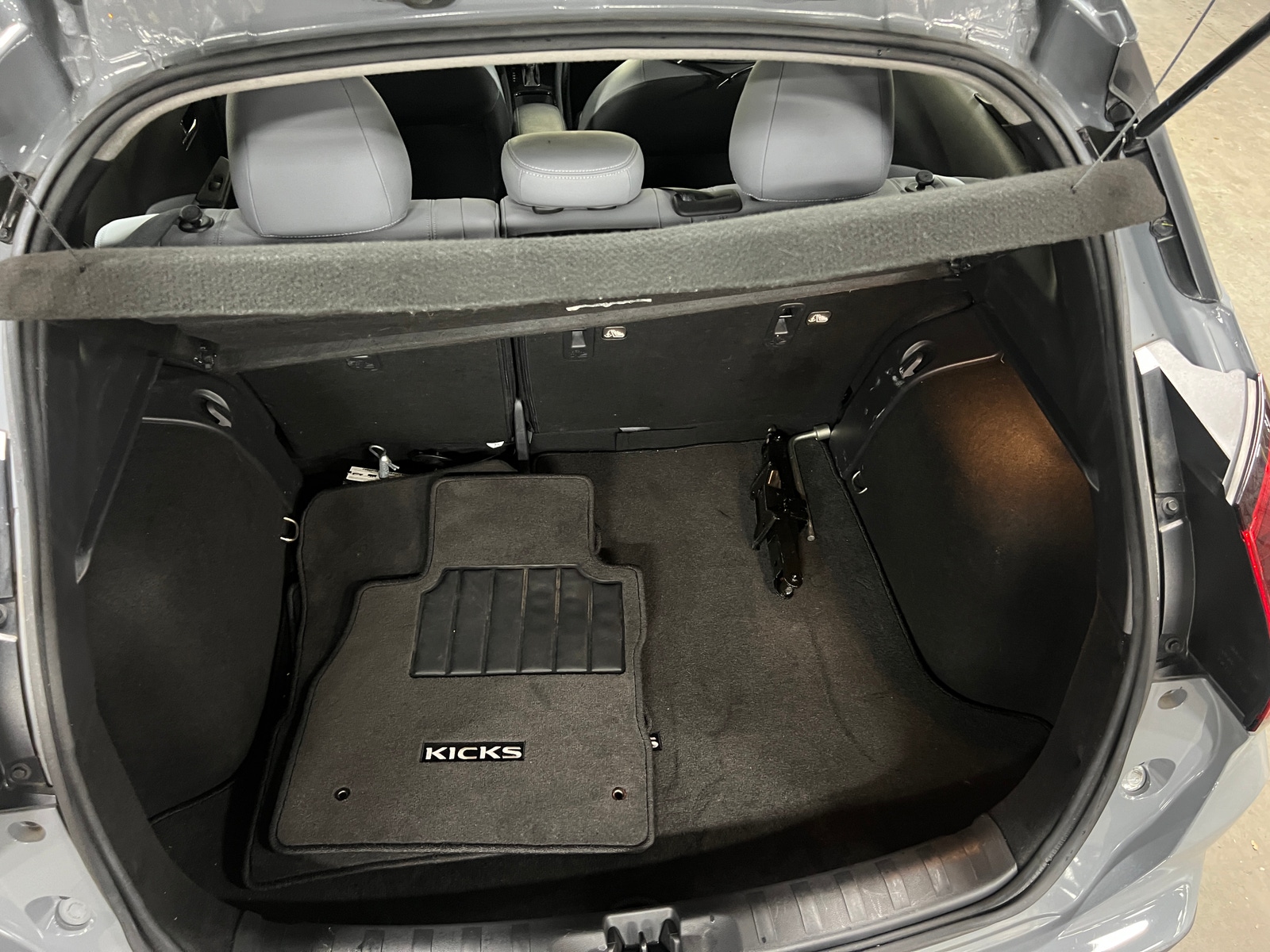 Thumbnail: 2022 Nissan Kicks - 7
