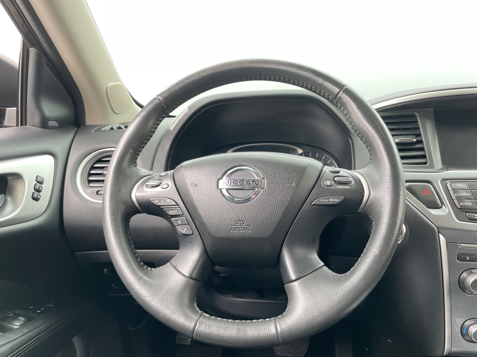 Thumbnail: 2018 Nissan Pathfinder - 4