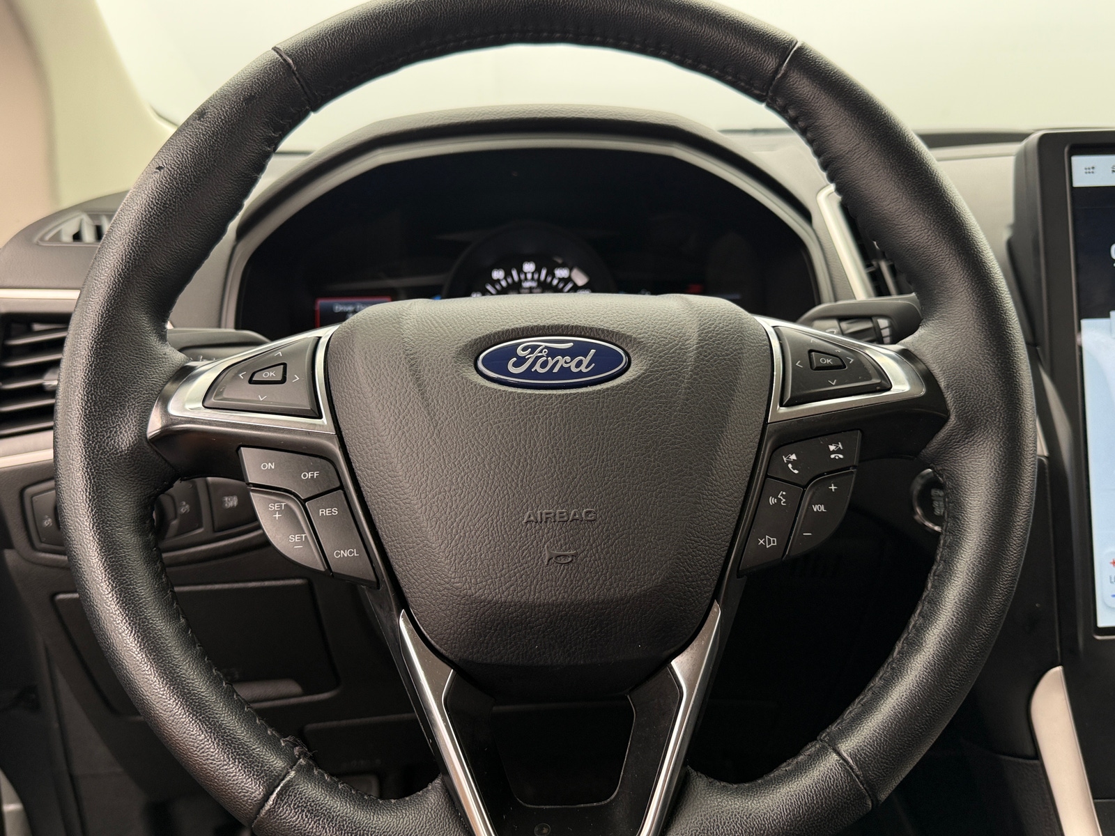 Thumbnail: 2024 Ford Edge - 4
