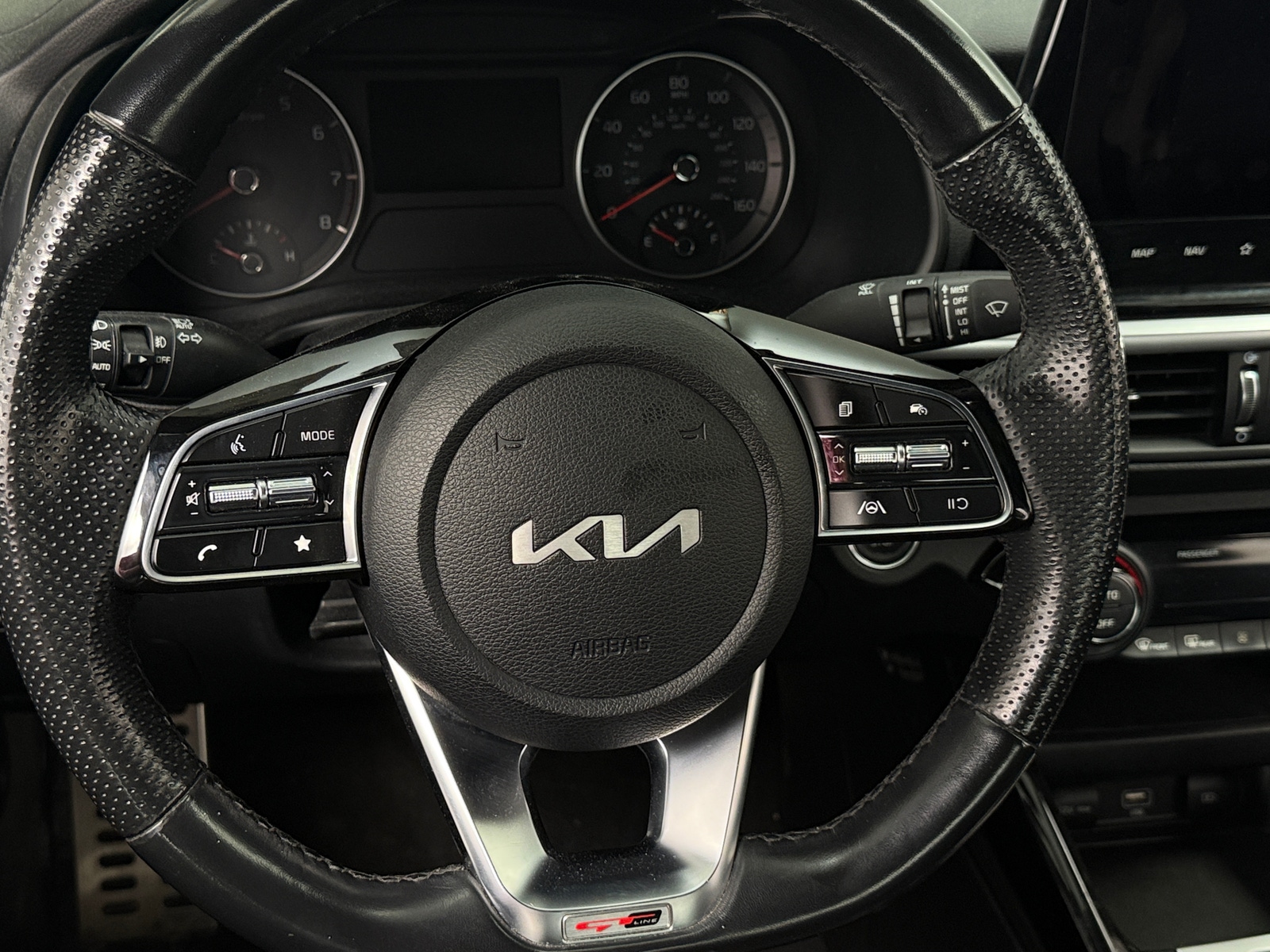 Thumbnail: 2022 Kia Forte - 4