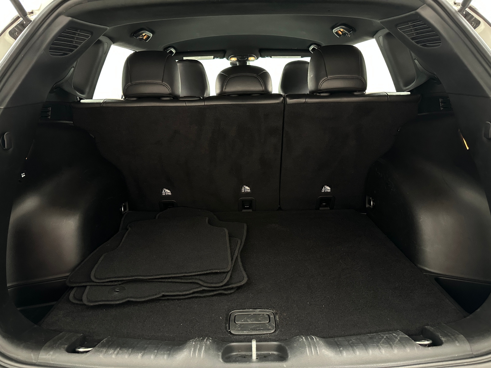 Thumbnail: 2023 Jeep Compass - 7