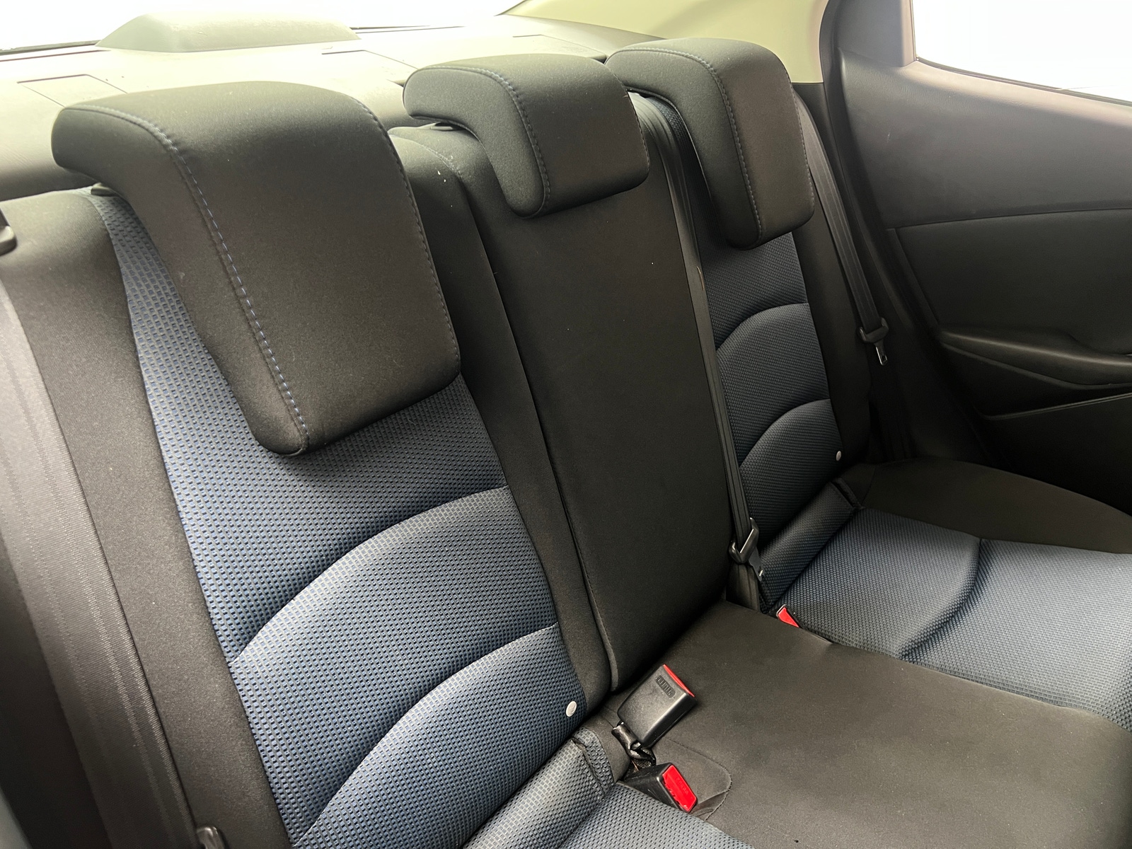 Thumbnail: 2018 Toyota Yaris iA - 6