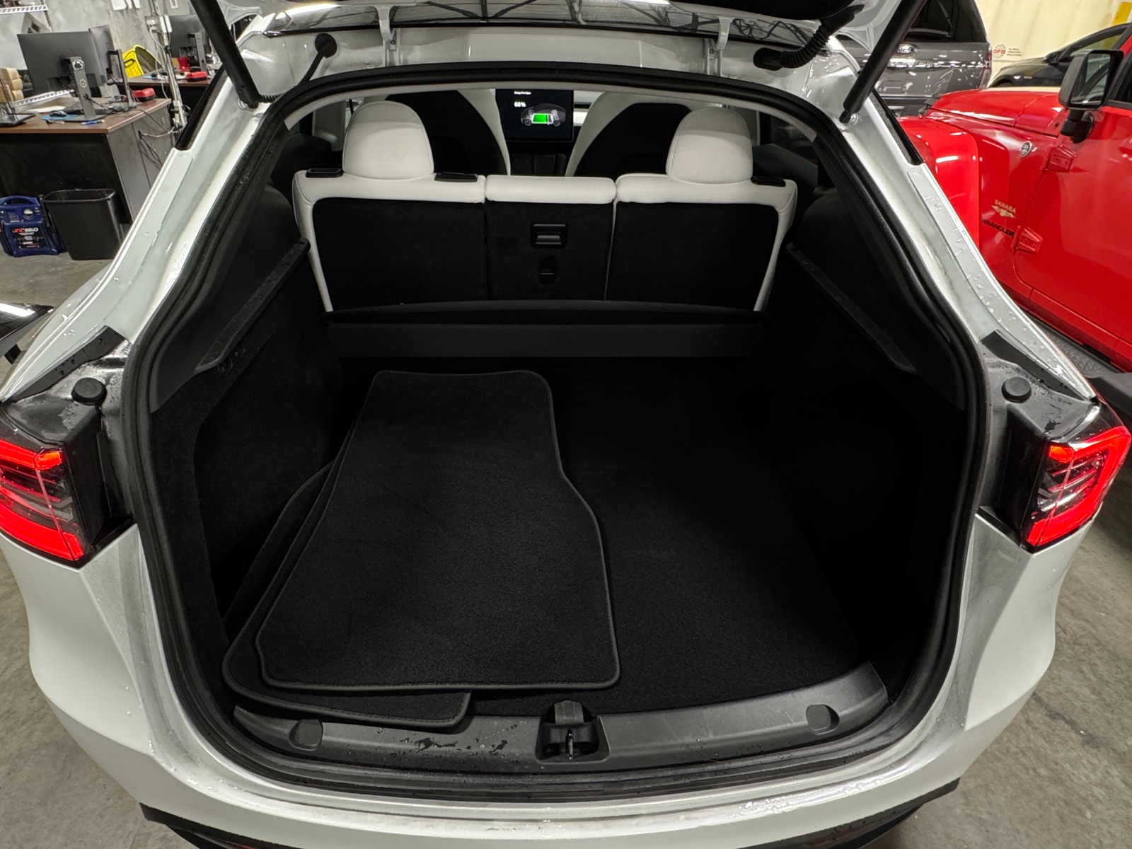 Thumbnail: 2024 Tesla Model Y - 6