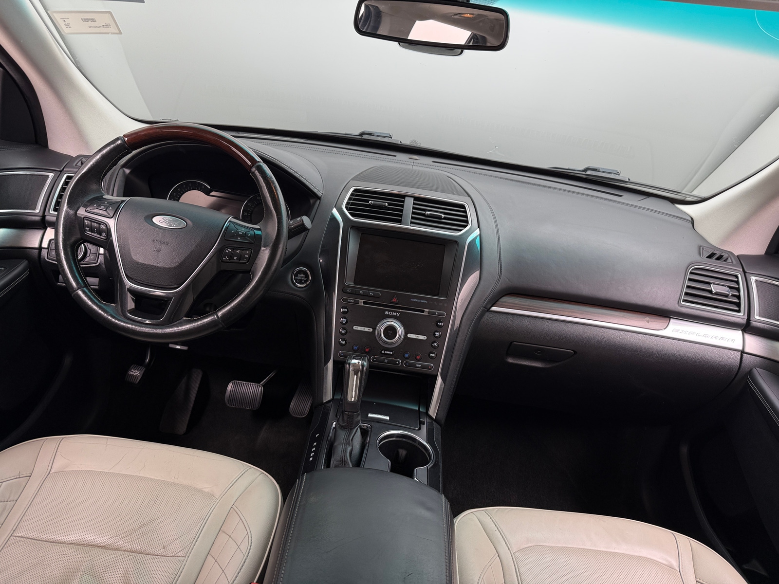 Thumbnail: 2016 Ford Explorer - 2