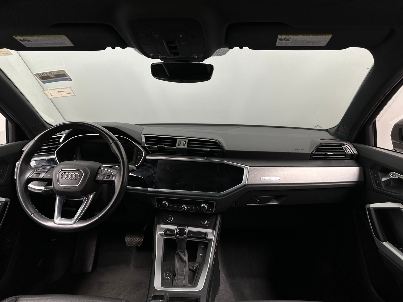 Thumbnail: 2023 Audi Q3 - 2