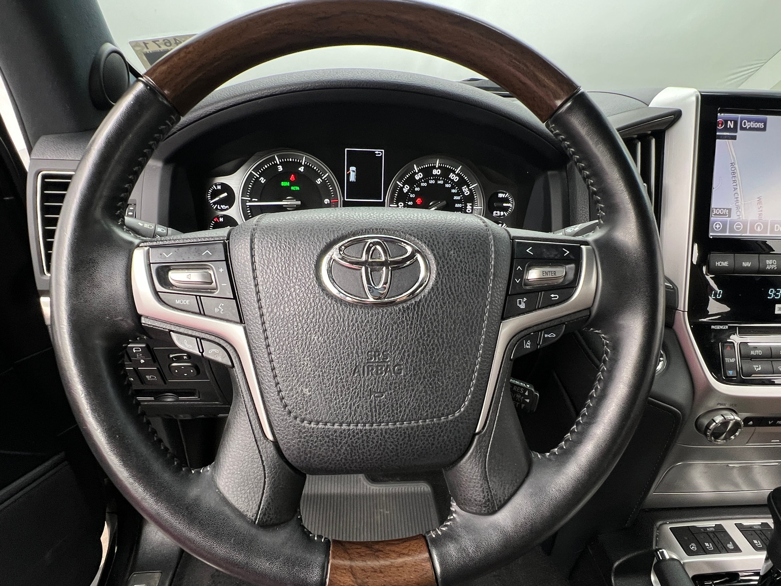 Thumbnail: 2021 Toyota Land Cruiser - 4