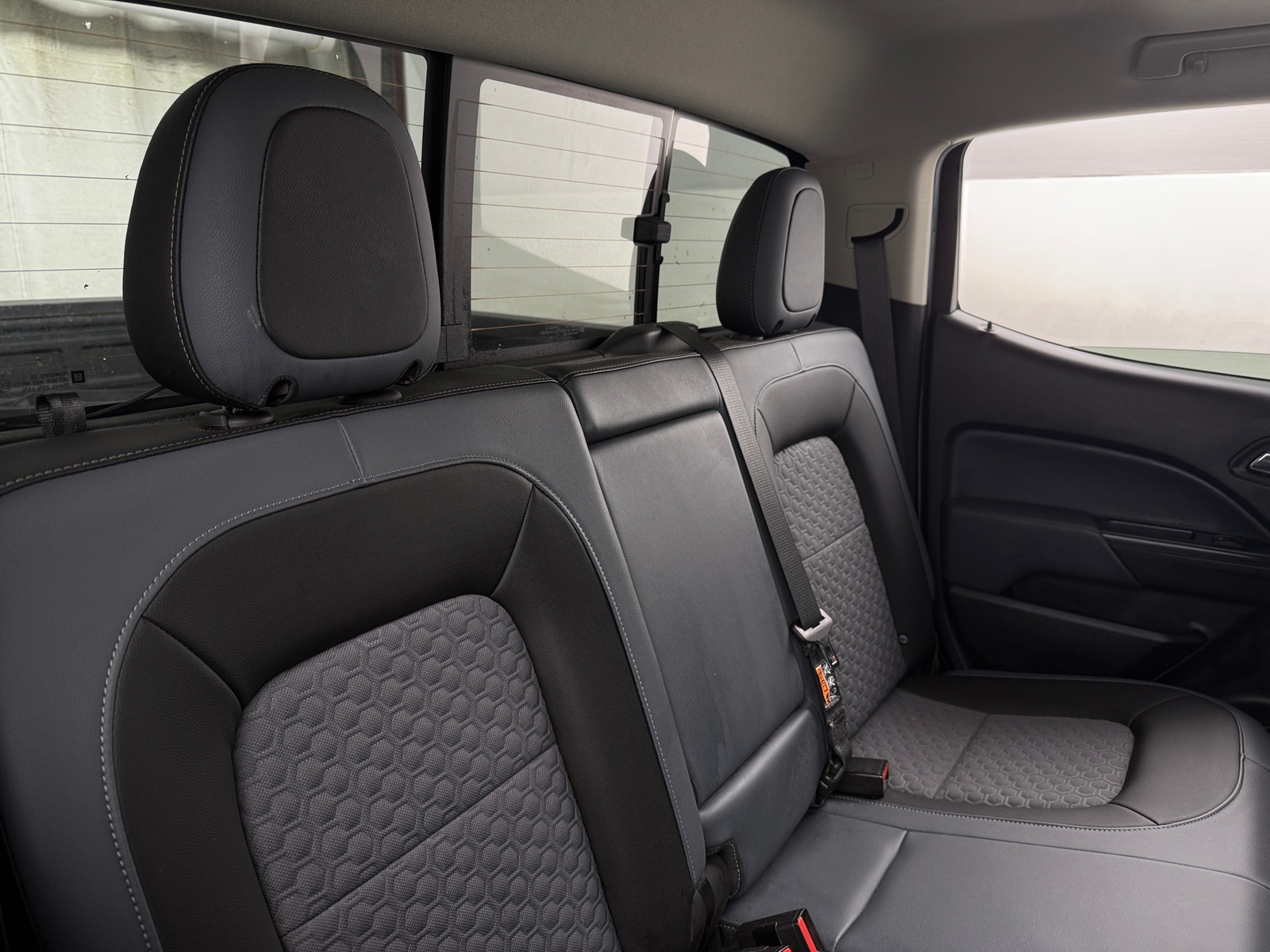 Thumbnail: 2021 Chevrolet Colorado - 6