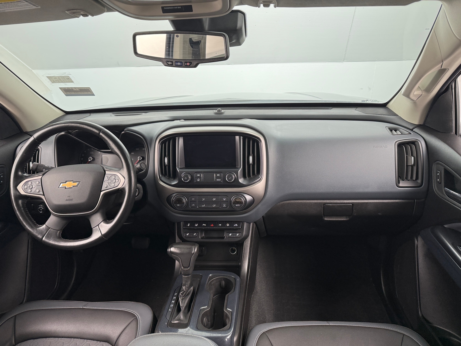 Thumbnail: 2021 Chevrolet Colorado - 3
