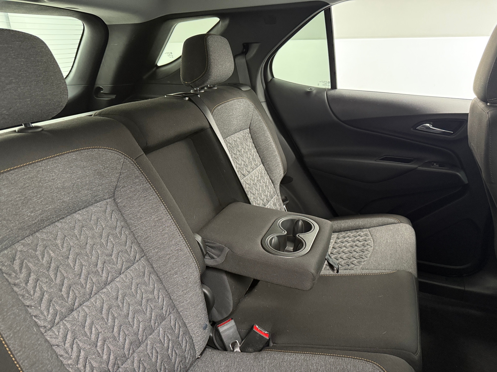 Thumbnail: 2022 Chevrolet Equinox - 6