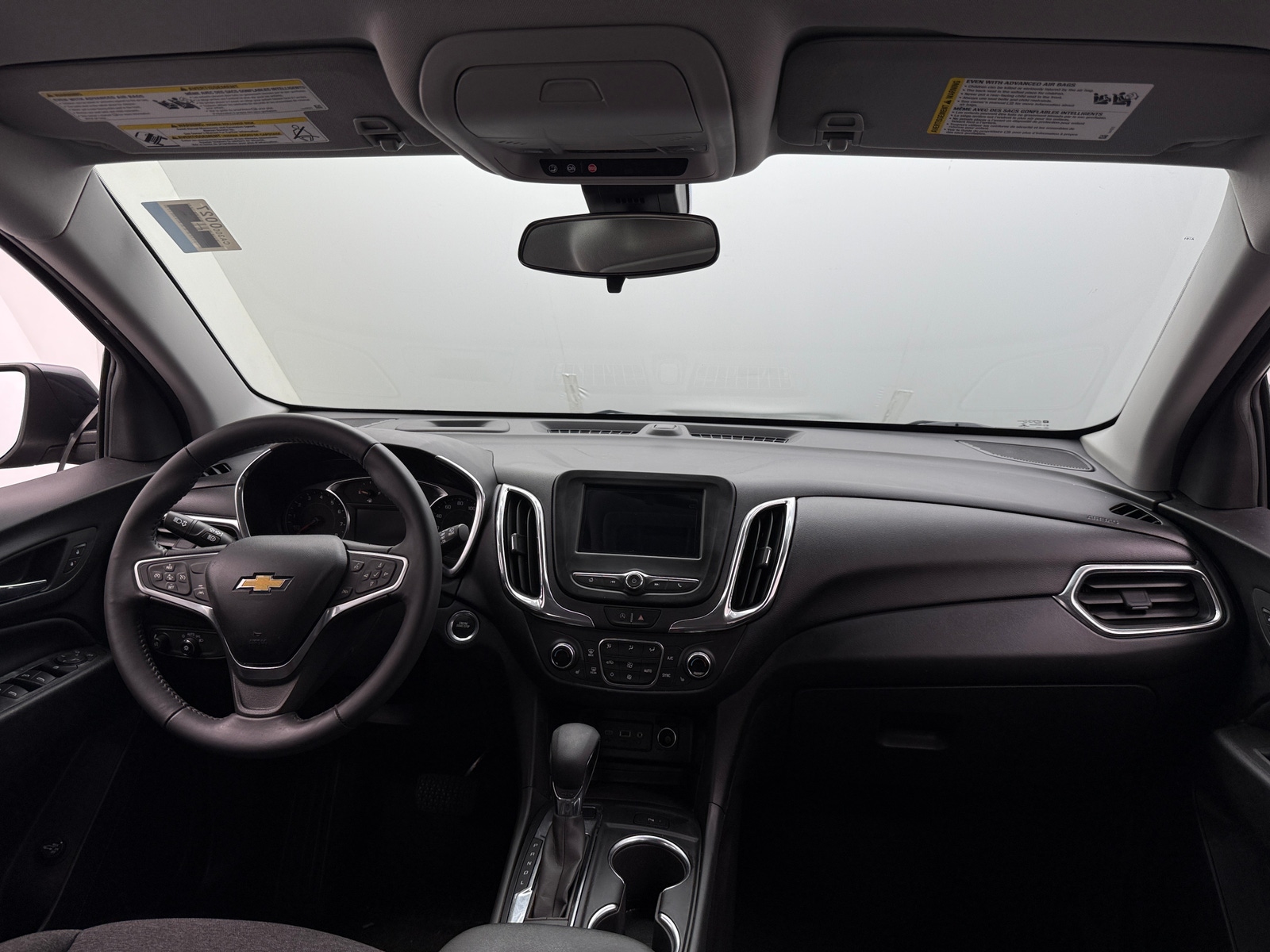 Thumbnail: 2022 Chevrolet Equinox - 3