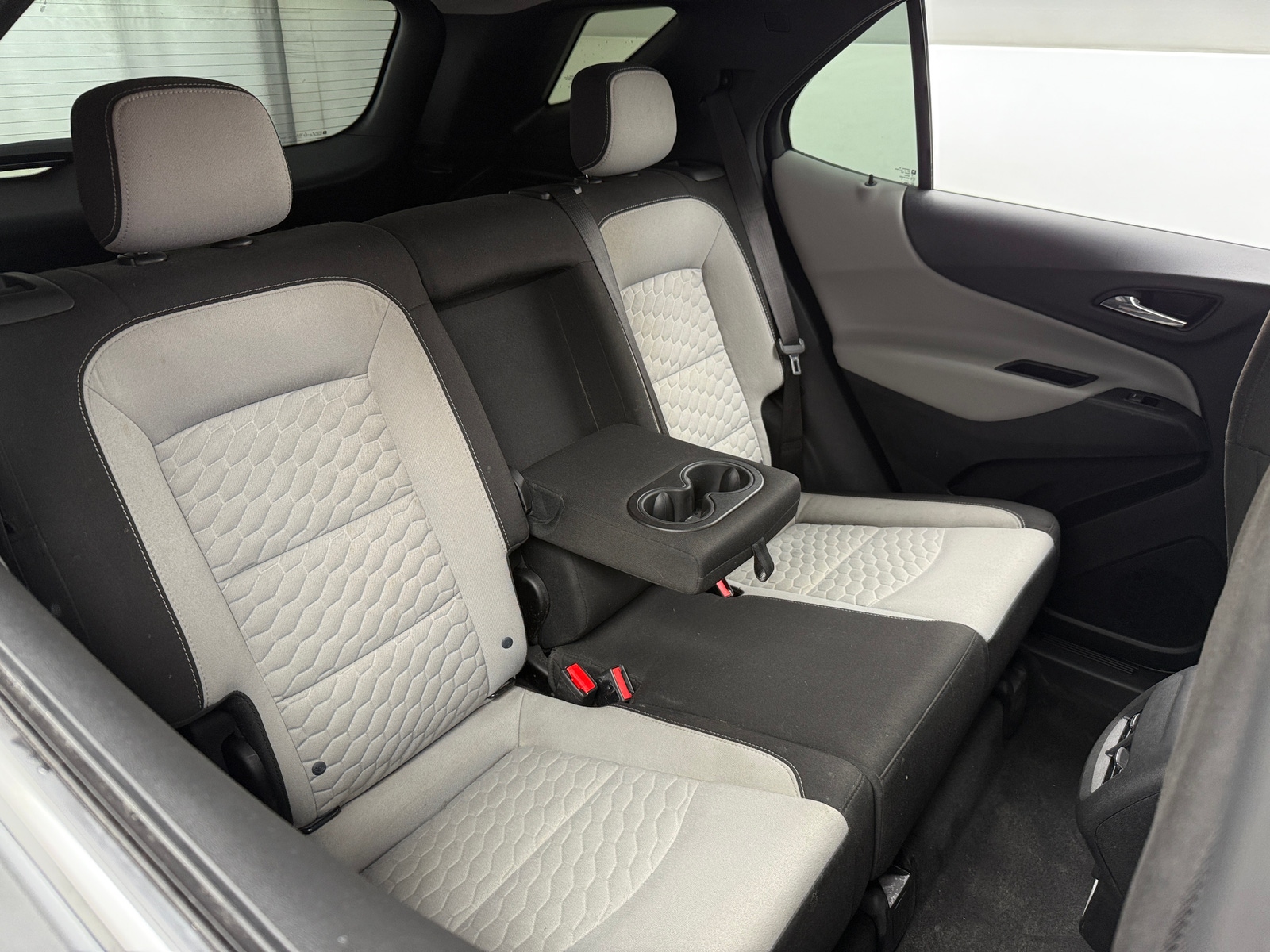 Thumbnail: 2018 Chevrolet Equinox - 6