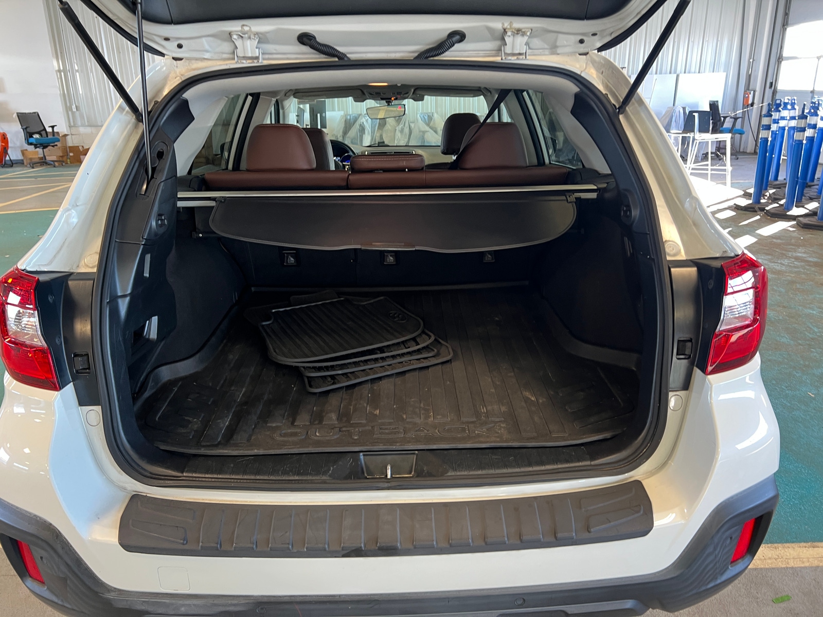 Thumbnail: 2018 Subaru Outback - 6