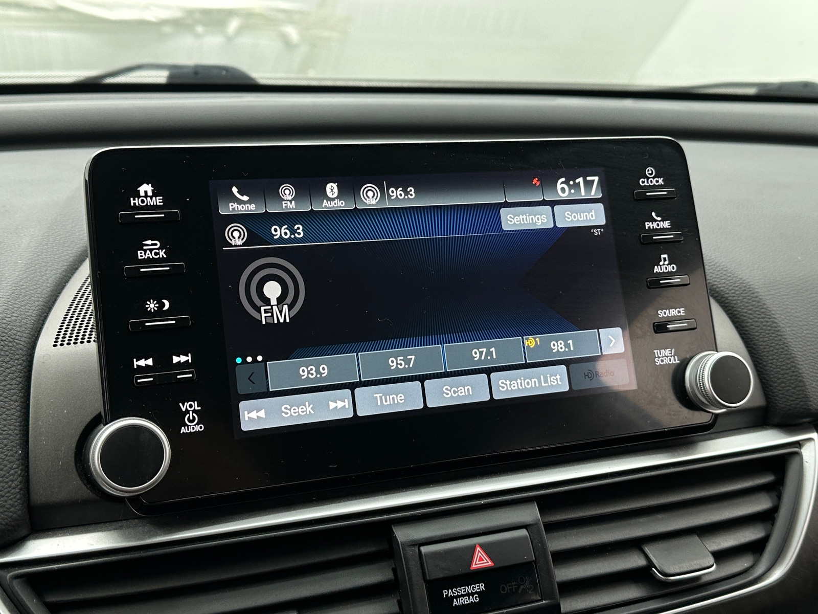Thumbnail: 2019 Honda Accord - 4
