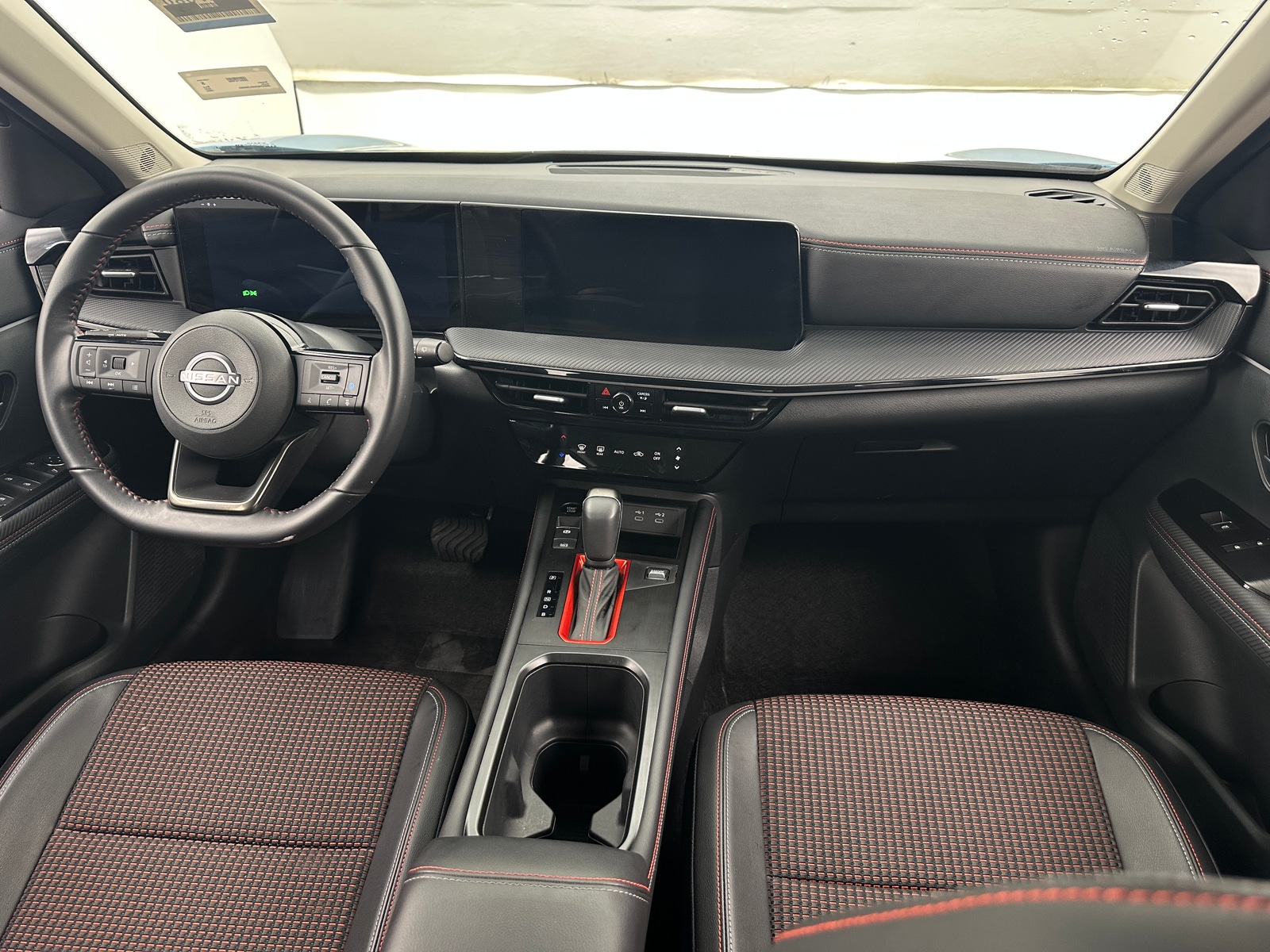 Thumbnail: 2025 Nissan Kicks - 3