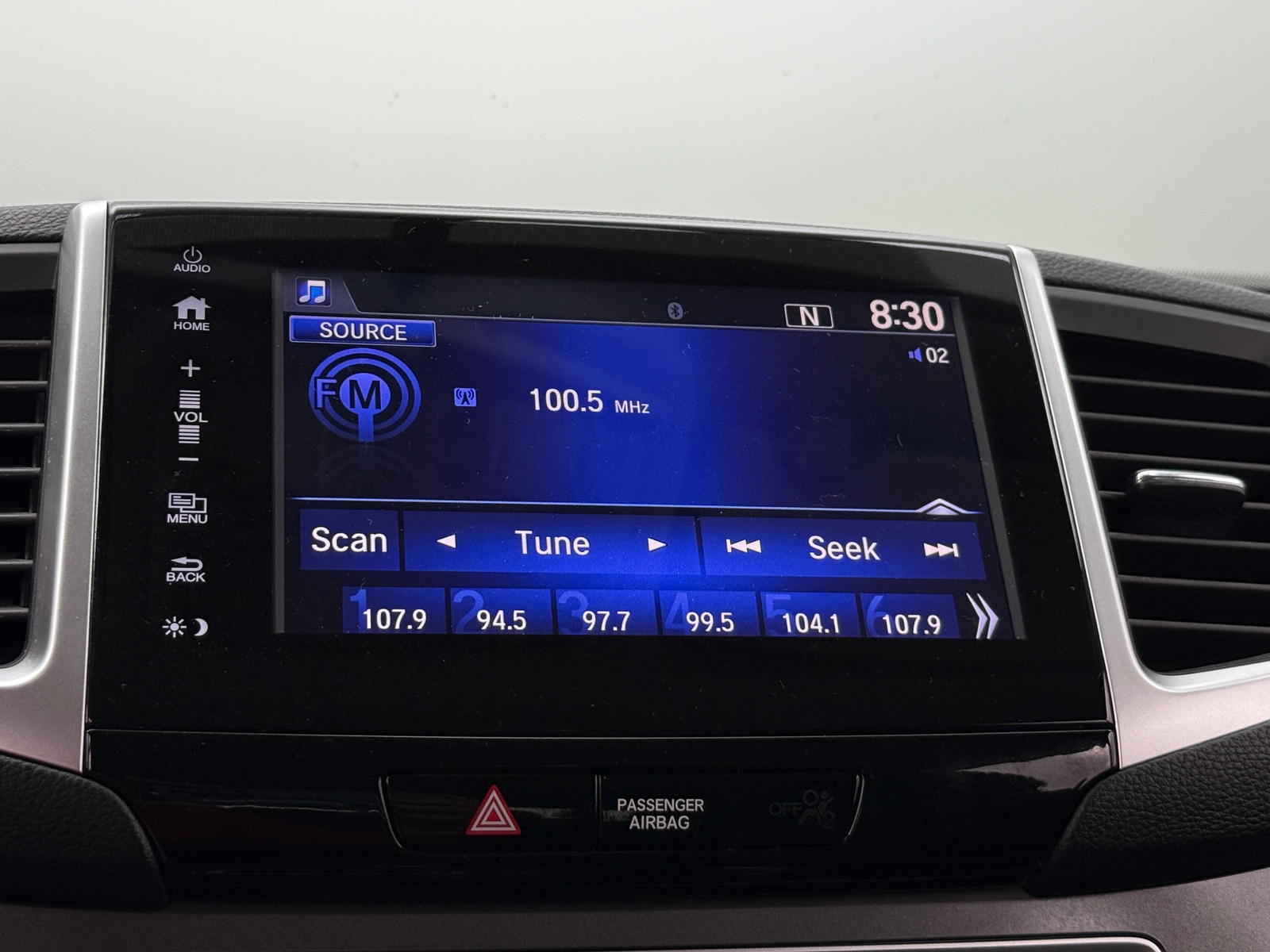Thumbnail: 2017 Honda Pilot - 4