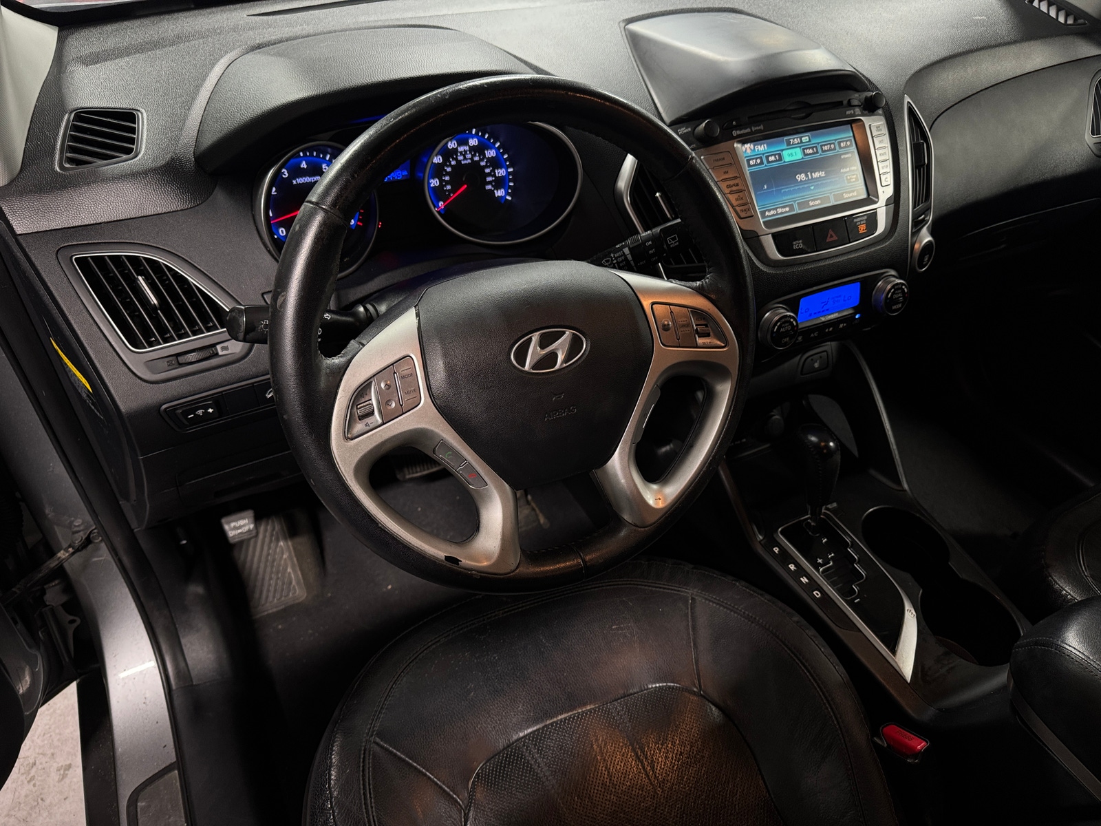 Thumbnail: 2013 Hyundai Tucson - 4