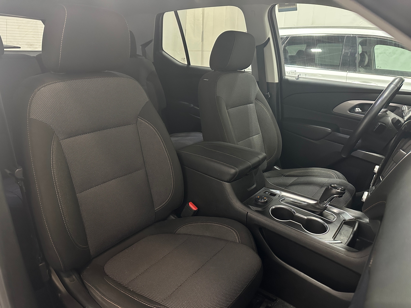 Thumbnail: 2019 Chevrolet Traverse - 2
