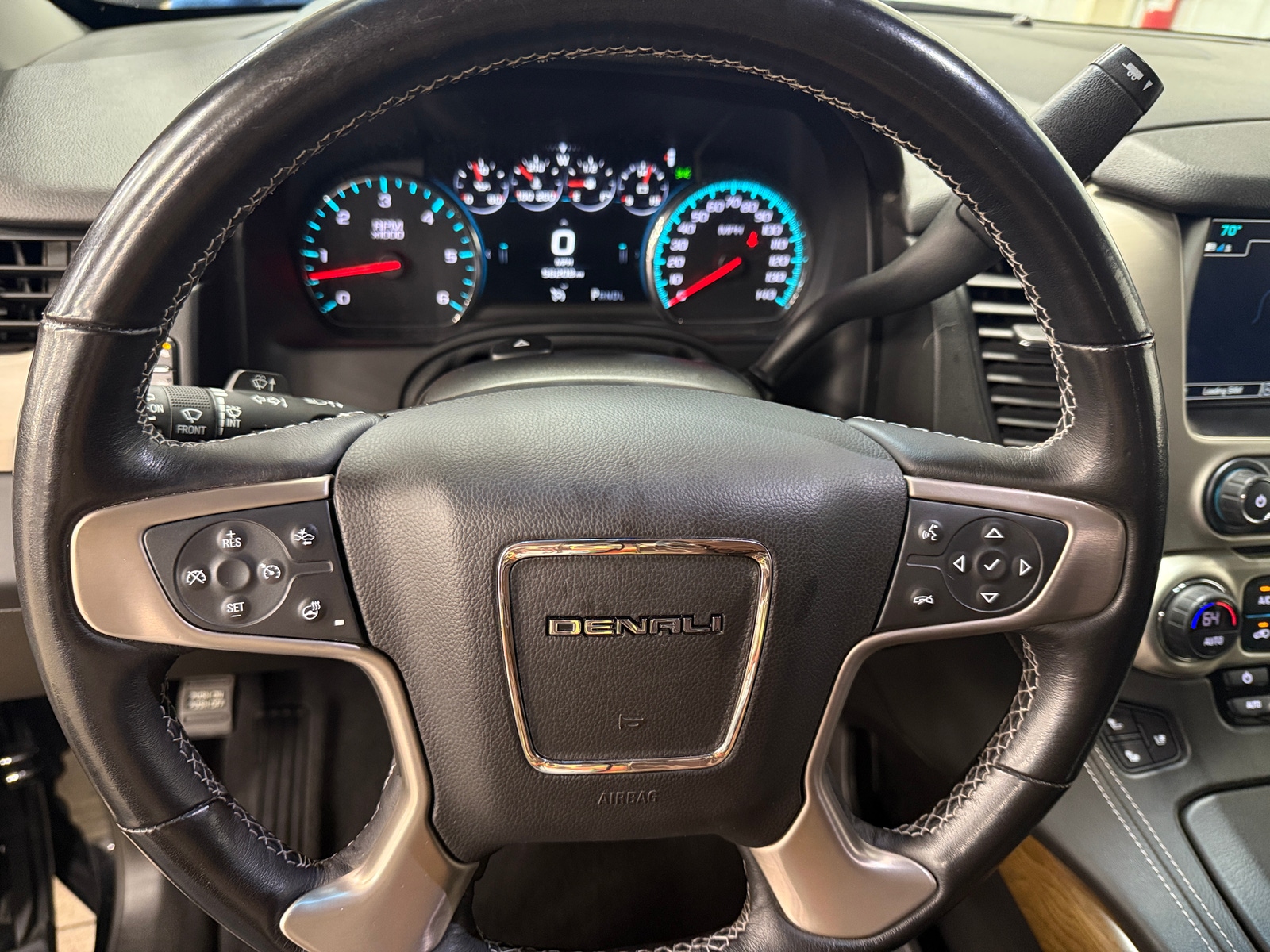 Thumbnail: 2019 GMC Yukon - 4