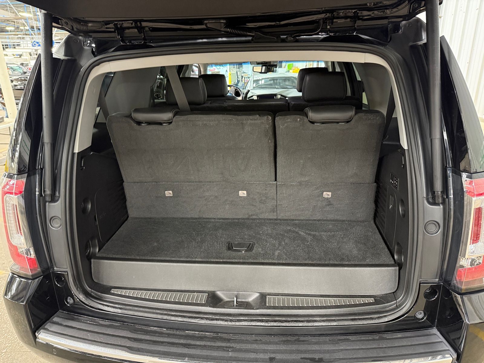 Thumbnail: 2019 GMC Yukon - 6