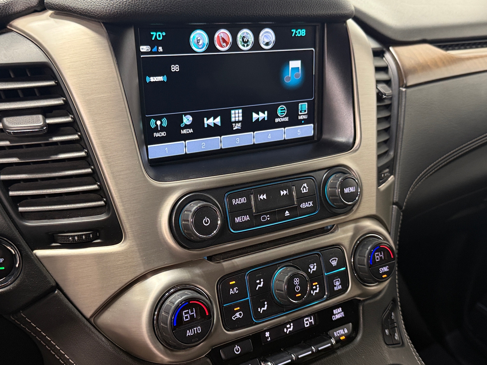 Thumbnail: 2019 GMC Yukon - 3