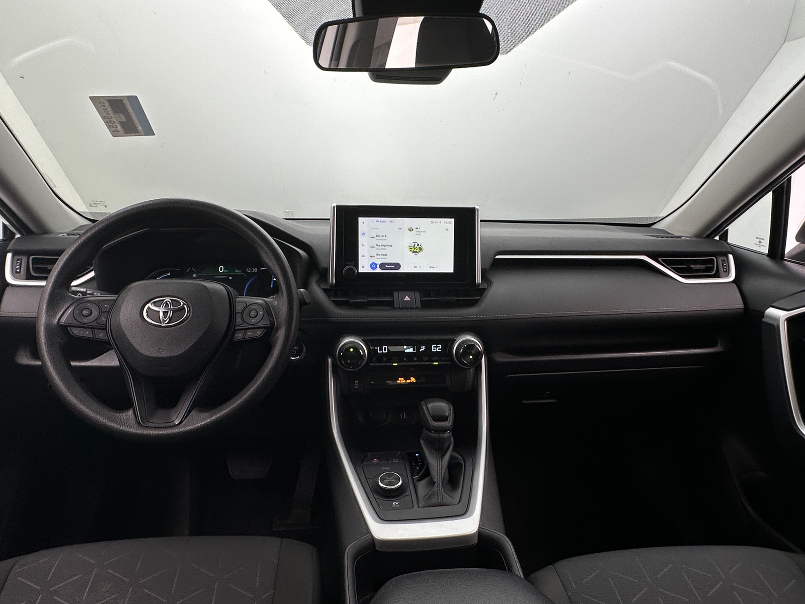 Thumbnail: 2024 Toyota RAV4 - 3