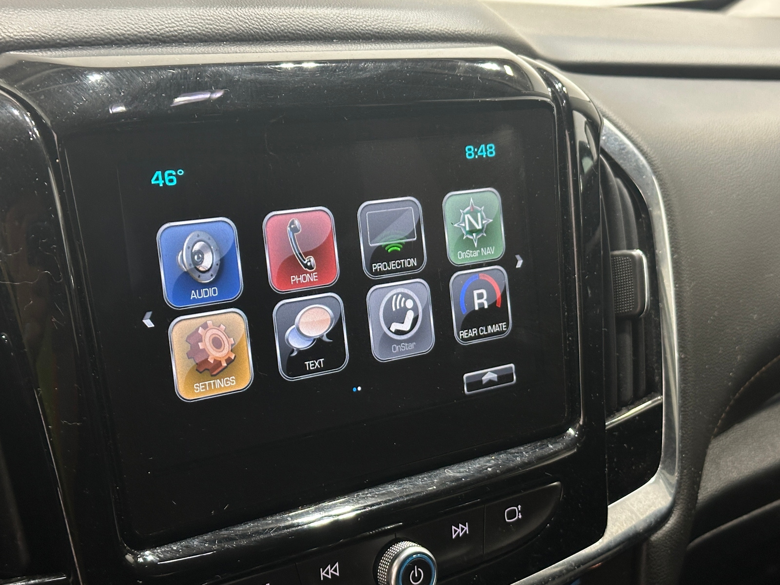 Thumbnail: 2018 Chevrolet Traverse - 4
