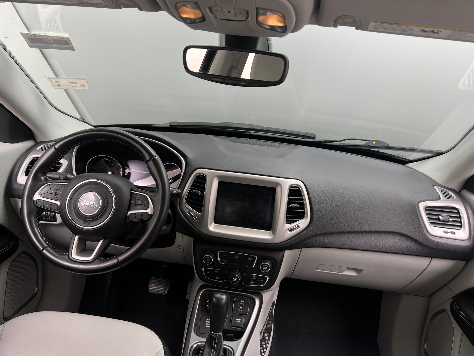 Thumbnail: 2020 Jeep Compass - 3