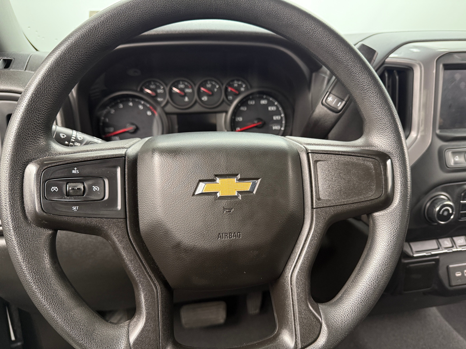 Thumbnail: 2021 Chevrolet Silverado 1500 - 5
