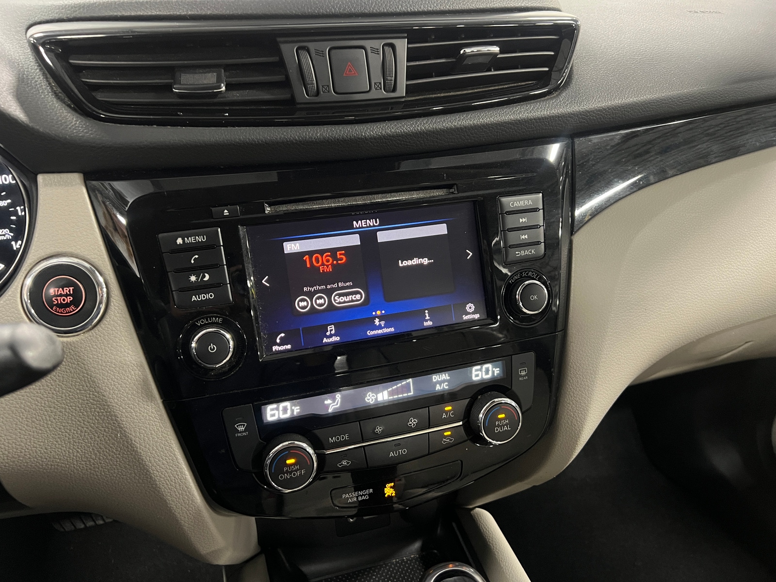 Thumbnail: 2019 Nissan Rogue Sport - 4