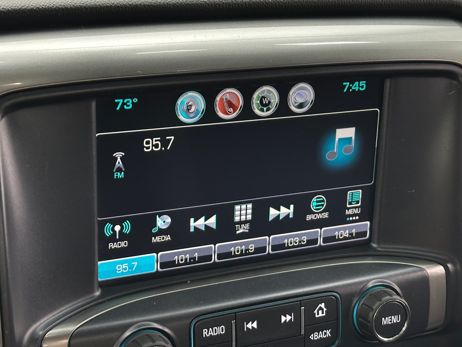 Thumbnail: 2018 Chevrolet Silverado 1500 - 4