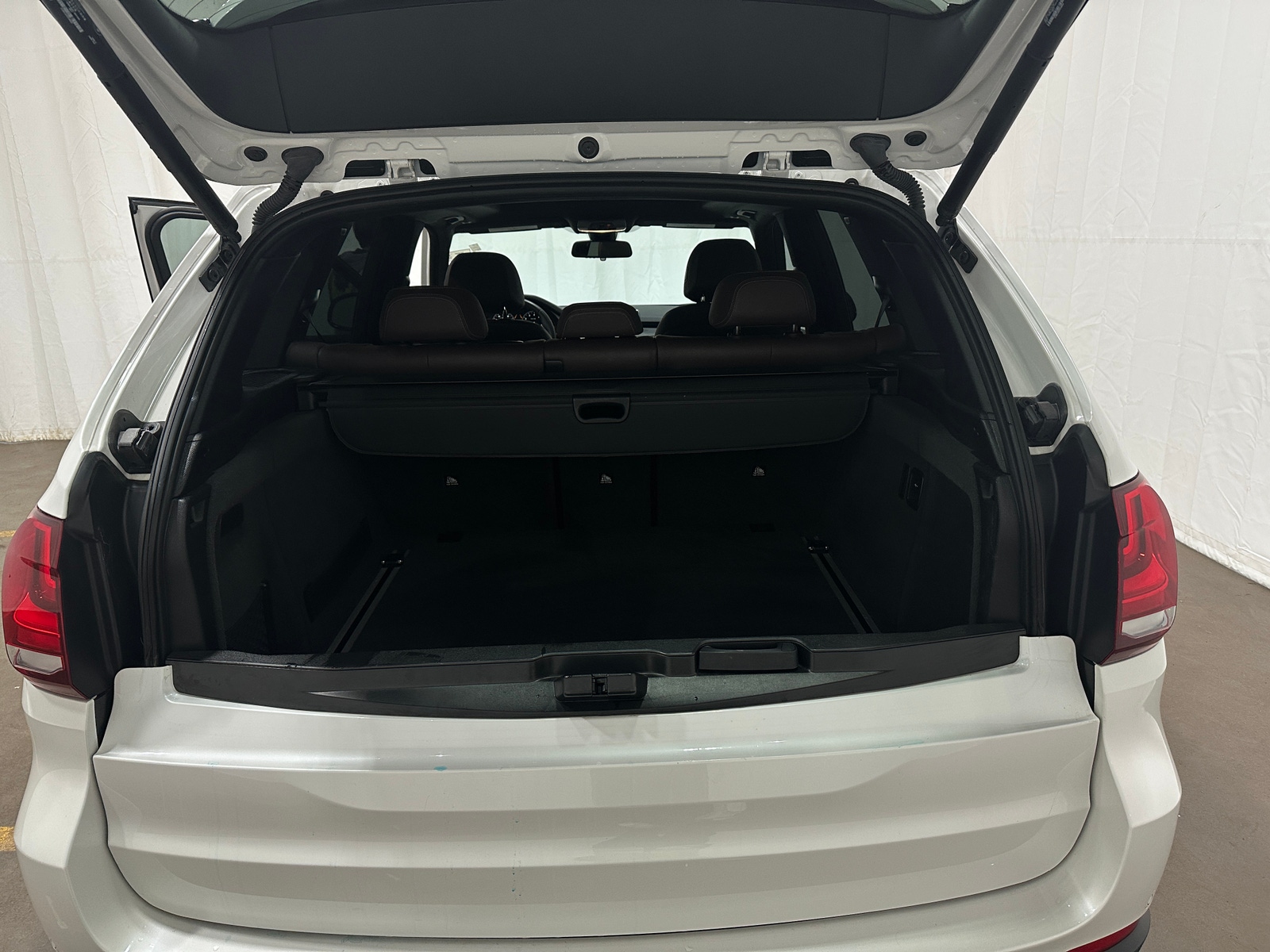 Thumbnail: 2017 BMW X5 - 6
