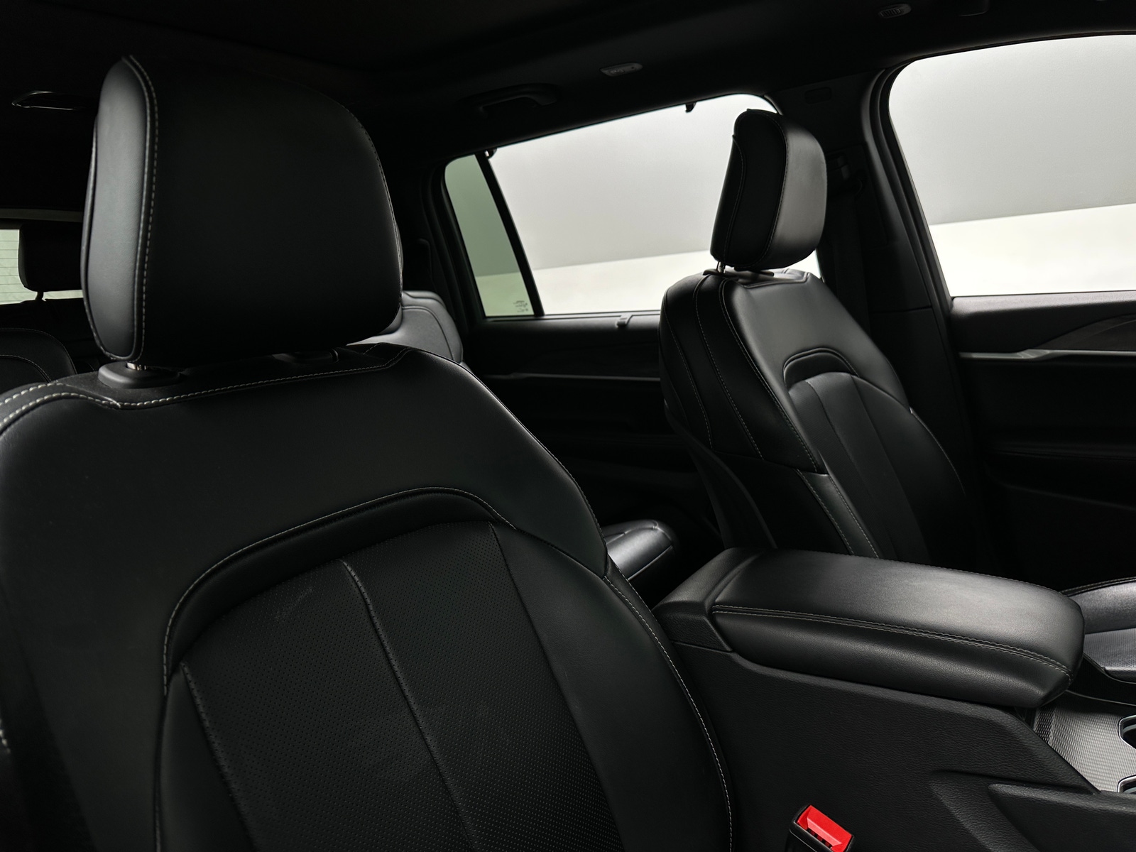 Thumbnail: 2024 Jeep Grand Cherokee L - 2