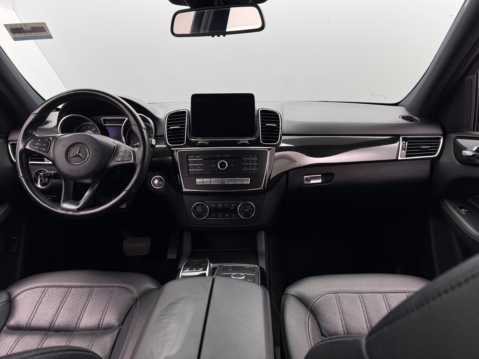 Thumbnail: 2016 Mercedes-Benz GLE - 2