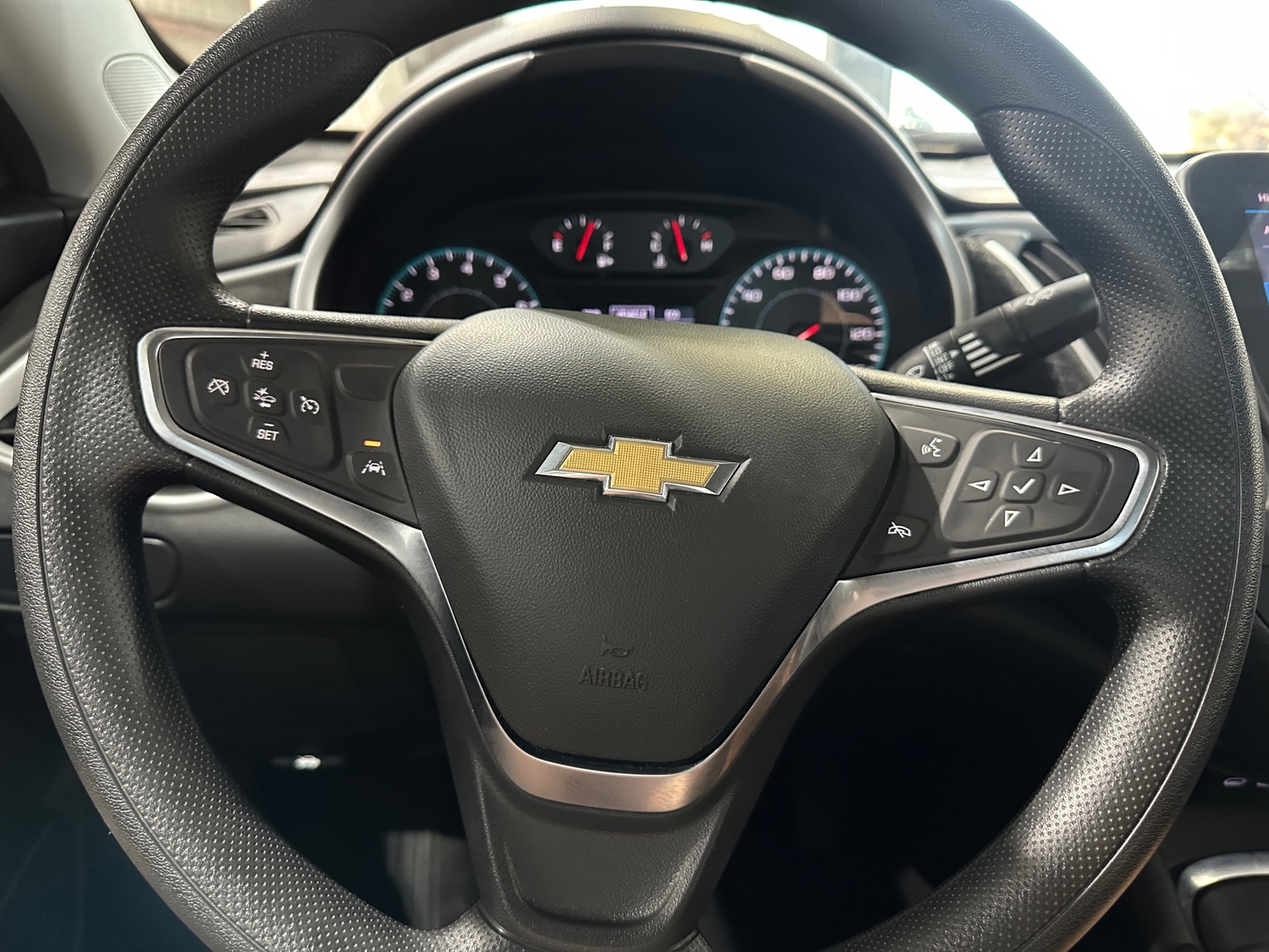 Thumbnail: 2024 Chevrolet Malibu - 5