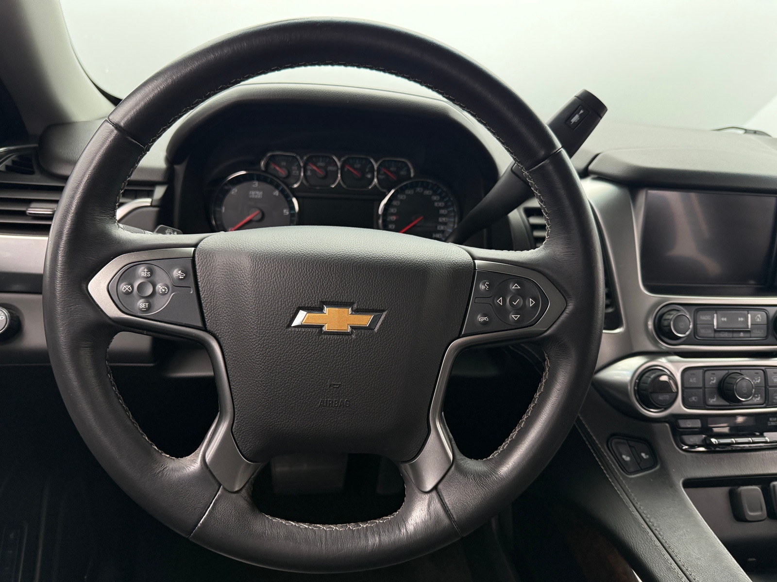 Thumbnail: 2018 Chevrolet Tahoe - 4