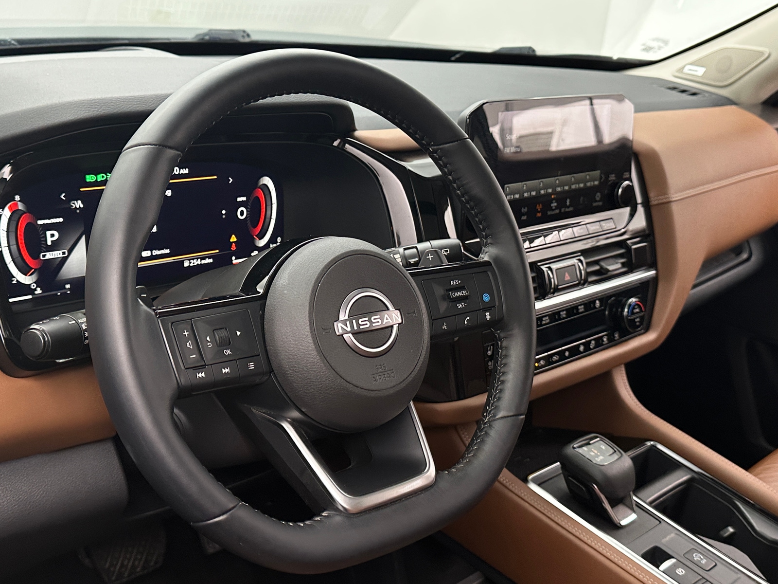 Thumbnail: 2023 Nissan Pathfinder - 4